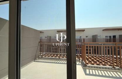 Townhouse - 4 - 3 for rent in Verona - Damac Hills 2 - Dubai