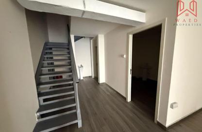 Office Space - Studio - 1 Bathroom for rent in Al Kifaf Building - Al Karama - Dubai
