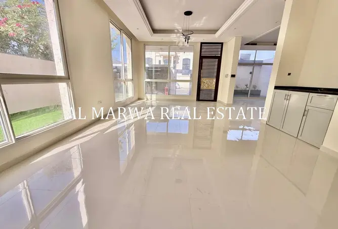 156486270 - Property Image 2