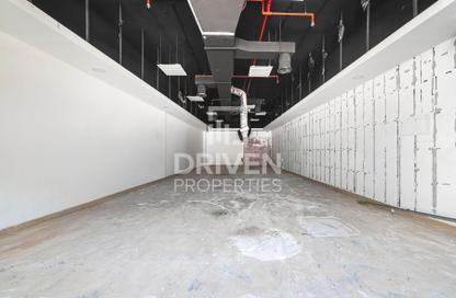 Retail - Studio - 1 Bathroom for rent in The Curve - Al Quoz 3 - Al Quoz - Dubai