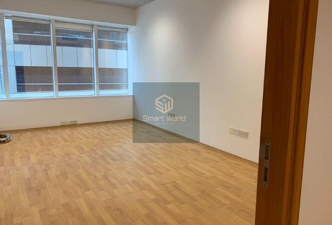 82367837 - Property Image 3