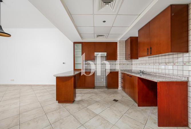 Park View | Managed Unit | High Floor | Vacant photo 3