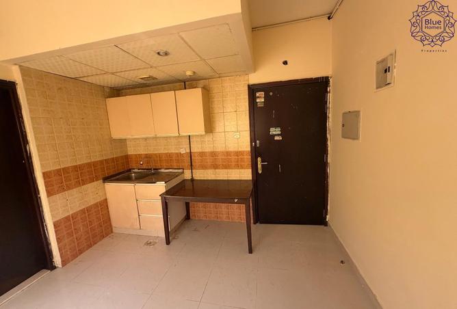 92727562 - Property Image 3