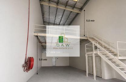 Warehouse - Studio - 1 Bathroom for rent in Al Quoz - Dubai