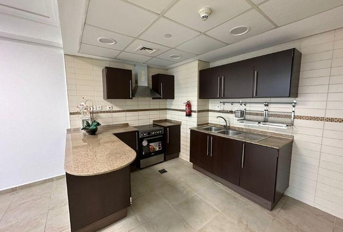 98696880 - Property Image 2