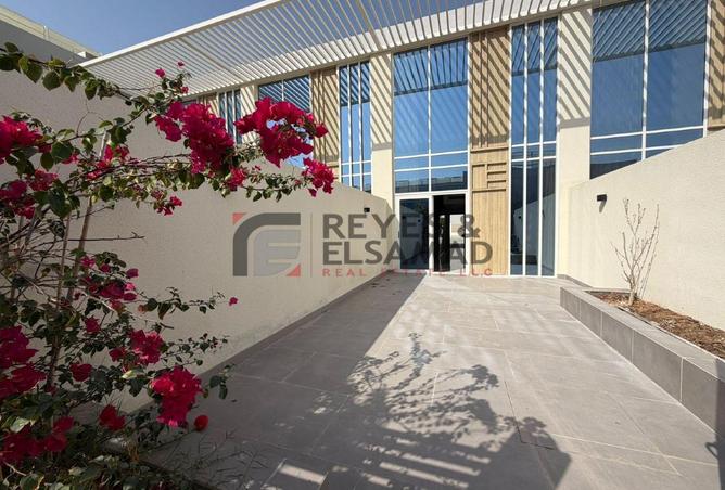 2OidUCkmRBA - Property Main Image