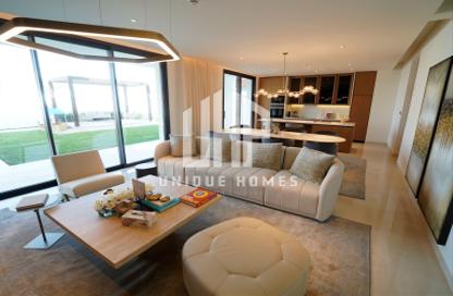 Villa - 5 - 6 for sale in Saadiyat Lagoons - Saadiyat Island - Abu Dhabi