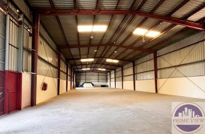 Warehouse - Studio for rent in Jebel Ali - Dubai