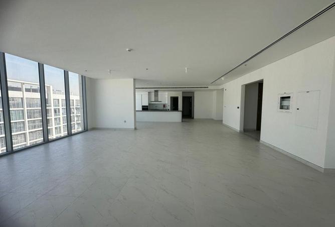 54948898 - صورة العقار 2