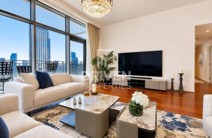 Apartment - 3 Bedrooms - 4 Bathrooms for rent in Boulevard Crescent Tower 1 - BLVD Crescent - Downtown Dubai - Dubai Apartment - 3 Bedrooms - 4 Bathrooms for rent in Boulevard Crescent Tower 1 - BLVD Crescent - Downtown Dubai - Dubai
