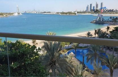 Apartment - 2 Bedrooms - 3 Bathrooms for rent in Al Dabas - Shoreline Apartments - Palm Jumeirah - Dubai