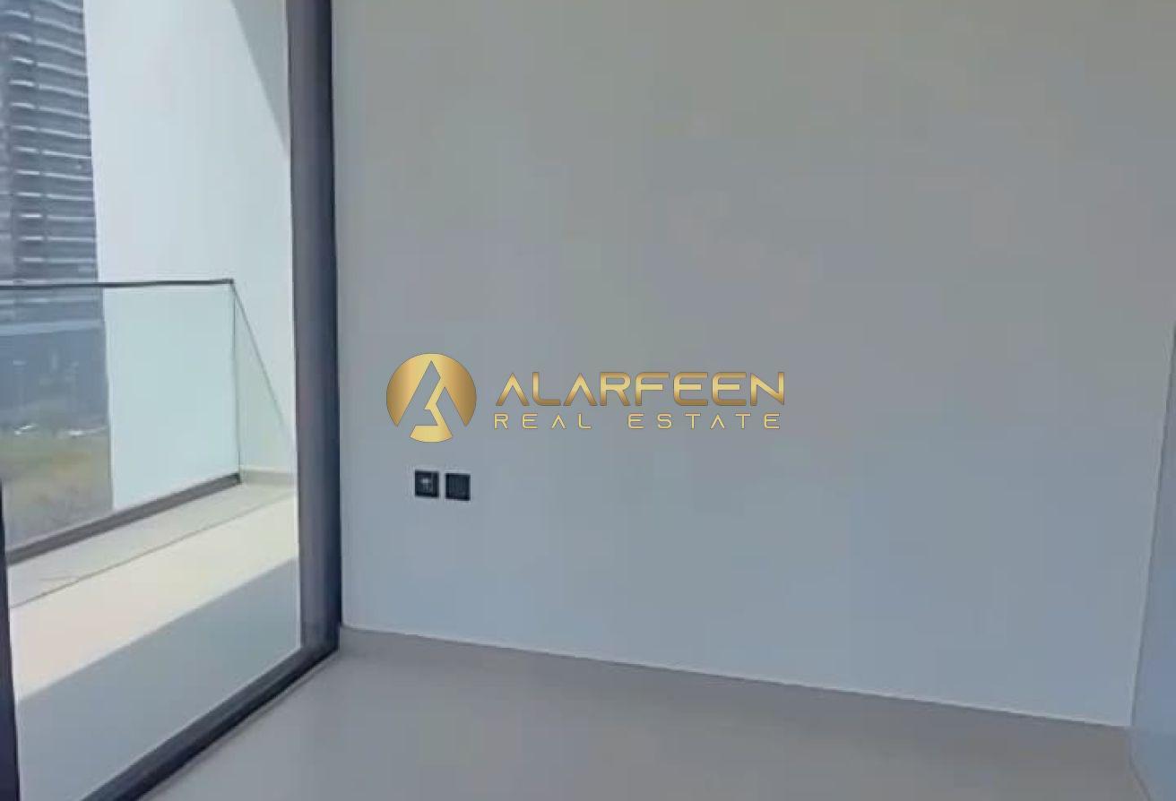 Pool View | Fitted Appliances | Unique Layout photo 6