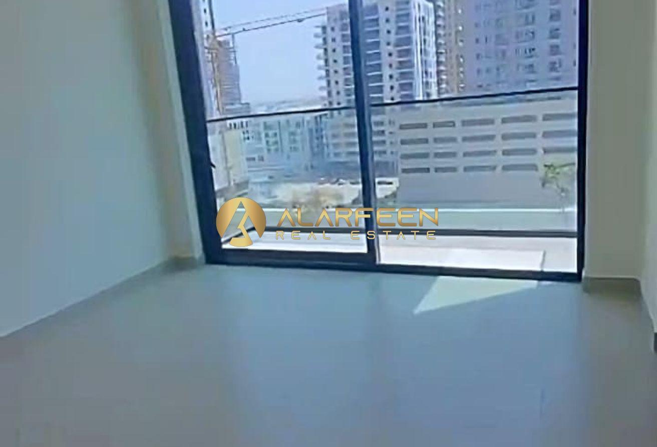 Pool View | Fitted Appliances | Unique Layout photo 3