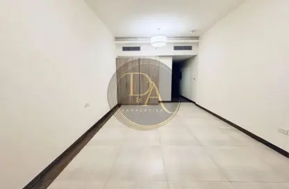 Apartment - Studio - 1 Bathroom for rent in SOL Bay - Business Bay - Dubai Apartment - Studio - 1 Bathroom for rent in SOL Bay - Business Bay - Dubai