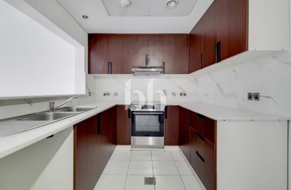 Apartment - 2 Bedrooms - 3 Bathrooms for sale in Marina Tower - Dubai Marina - Dubai