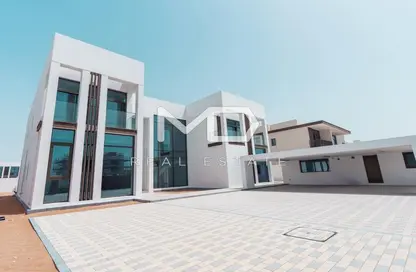 Villa - 5 Bedrooms - 7 Bathrooms for sale in Seef Al Jubail - Al Jubail Island - Abu Dhabi