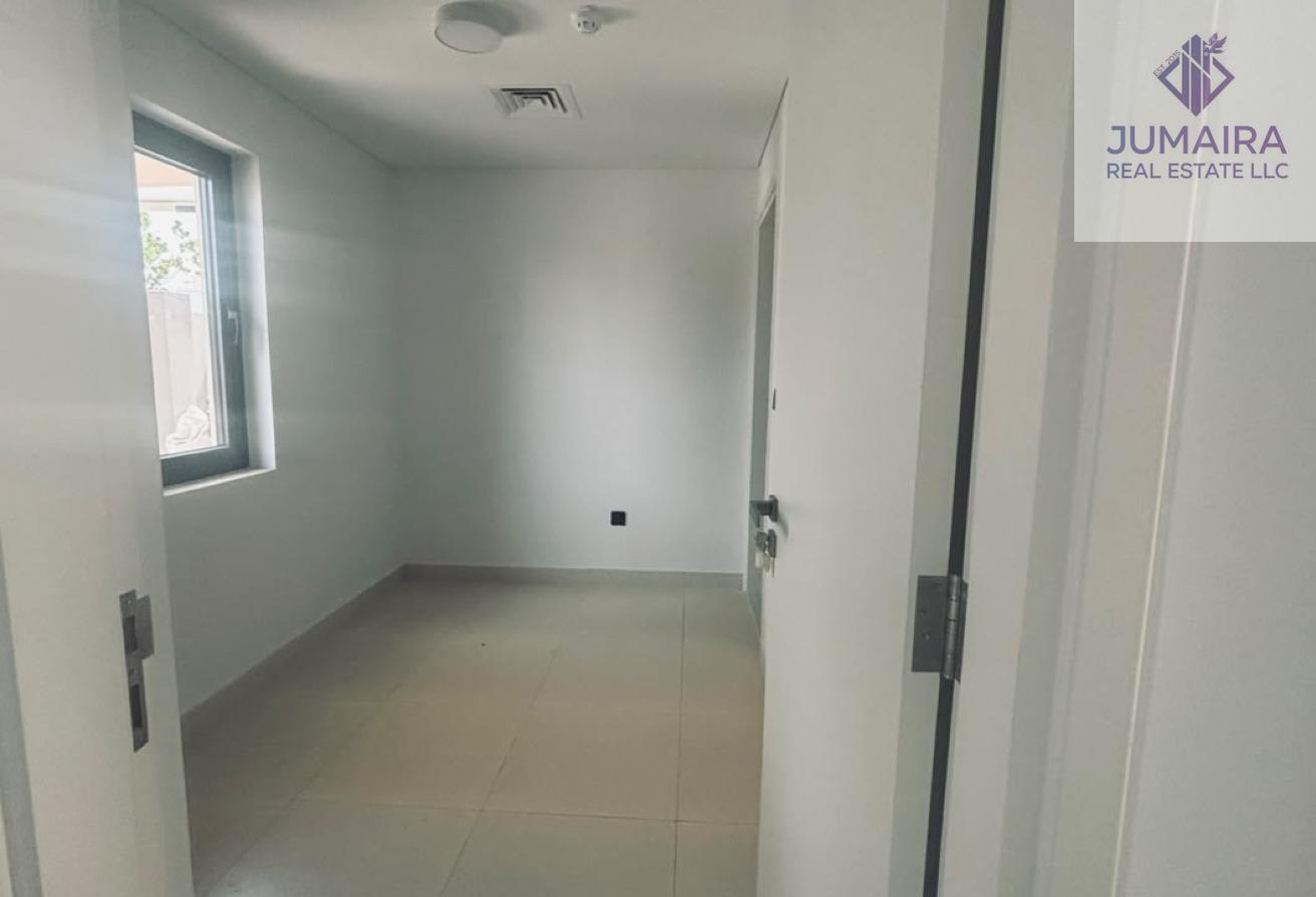 pool view 2BR VILA STEPS TO BEACH AND GYM +MAID BR