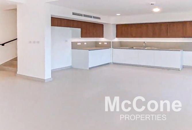 73115804 - Property Image 2