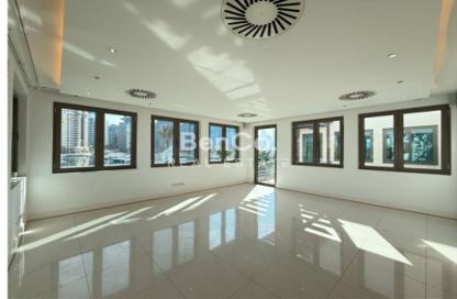 Villa - 6 Bedrooms - 7 Bathrooms for rent in Signature Villas Frond P - Signature Villas - Palm Jumeirah - Dubai