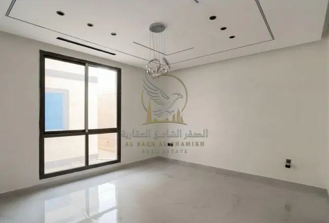 145520169 - Property Image 3