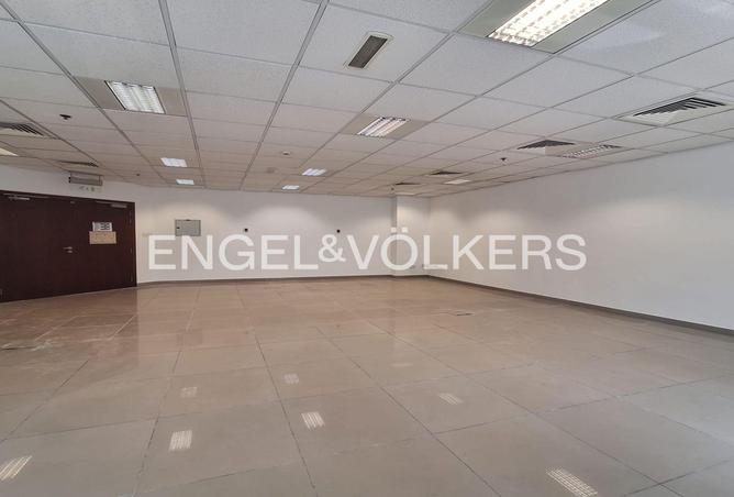 69102280 - Property Image 2