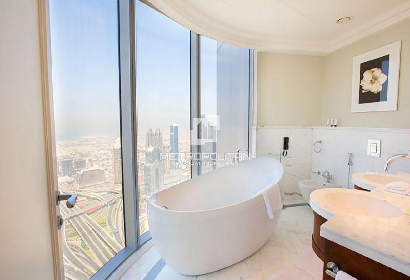 Prime Location | Luxurious | Burj Khalifa View photo 10