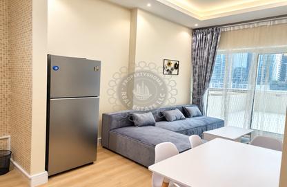 Apartment - 1 - 1 for rent in Mayfair Residency - Business Bay - Dubai