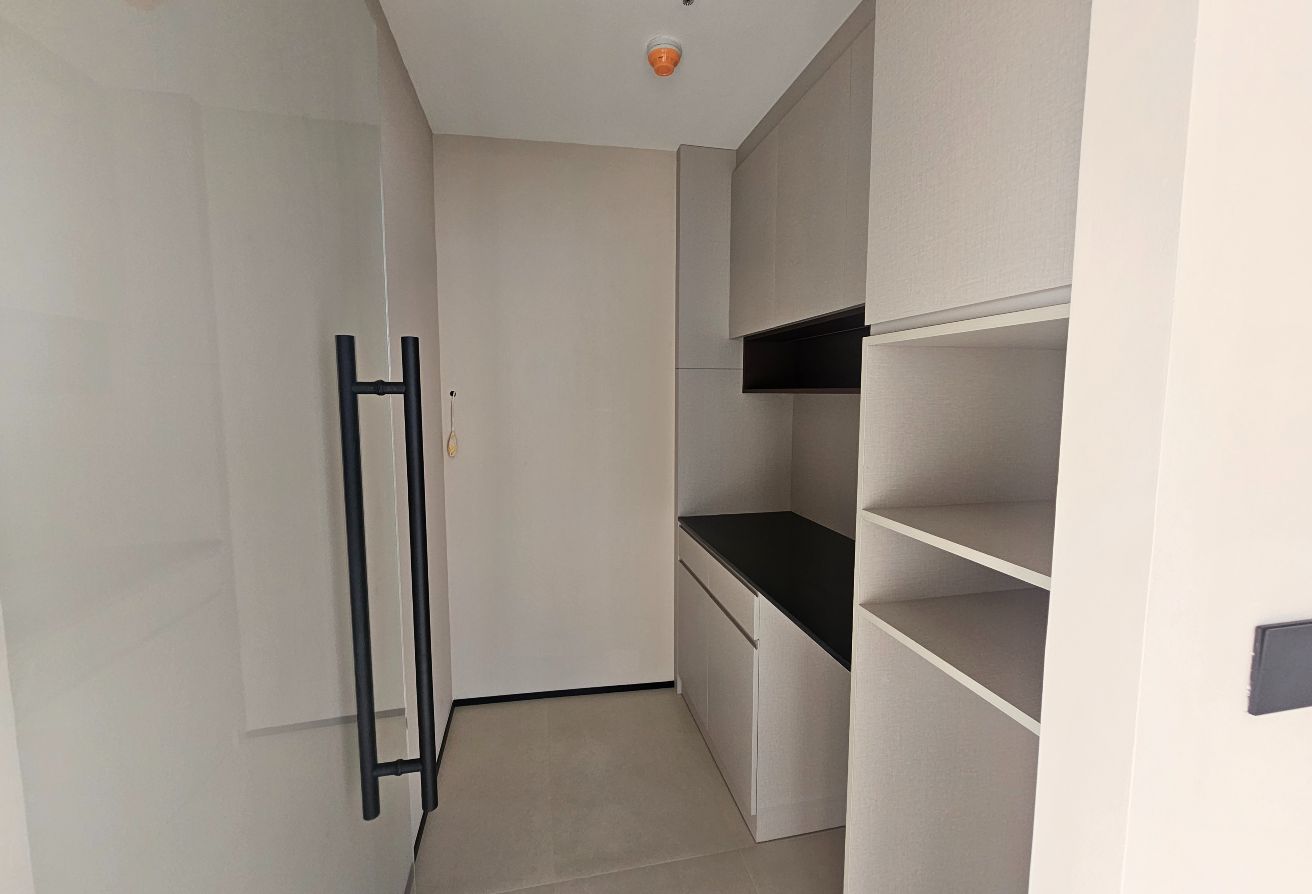 Studio office space in I Rise Tower, Barsha Heights (Tecom): 11