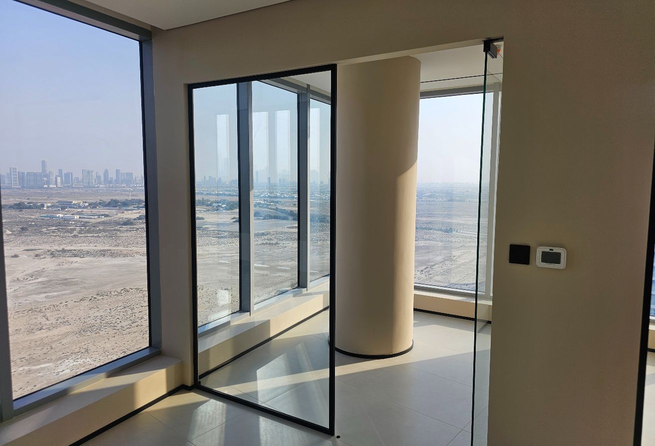 Studio office space in I Rise Tower, Barsha Heights (Tecom): 7