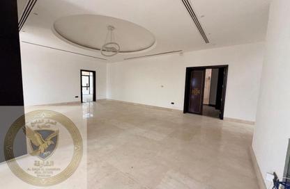 Apartment - 7 Bedrooms - 7+ Bathrooms for rent in Al Jazzat - Al Riqqa - Sharjah