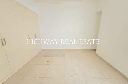 Apartment - 2 Bedrooms - 3 Bathrooms for rent in Muwaileh 3 Building - Muwaileh - Sharjah
