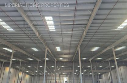 Warehouse - Studio - 6 Bathrooms for rent in Umm Al Thuoob - Umm Al Quwain