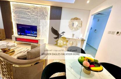 Apartment - 3 Bedrooms - 2 Bathrooms for rent in Beach Tower 2 - Al Khan Lagoon - Al Khan - Sharjah