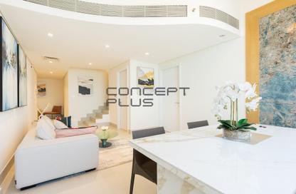 Duplex - 2 Bedrooms - 3 Bathrooms for rent in Sky Gardens - DIFC - Dubai