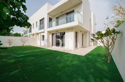 Villa - 4 - 5 for rent in Redwoods - Yas Acres - Yas Island - Abu Dhabi Villa - 4 - 5 for rent in Redwoods - Yas Acres - Yas Island - Abu Dhabi