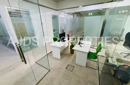 مكتب - غرفة نوم - 1 حمام للايجار في مبنى بيزنس اتريوم - عود ميثاء - بر دبي - دبي