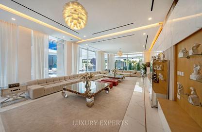 Villa - 7 Bedrooms - 7 Bathrooms for rent in Pearl Jumeirah Villas - Pearl Jumeirah - Jumeirah - Dubai