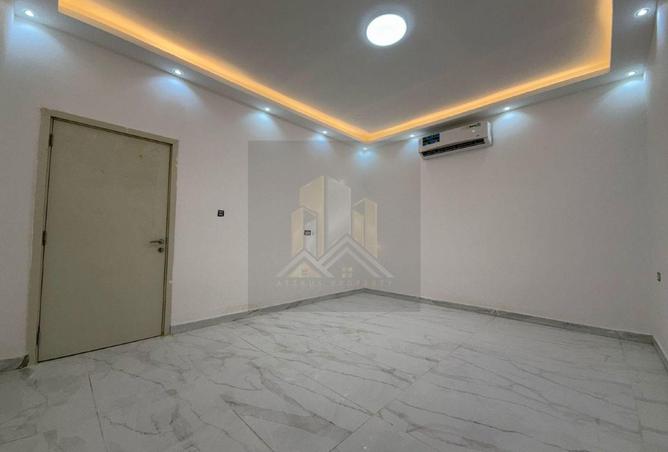 106431257 - Property Image 2