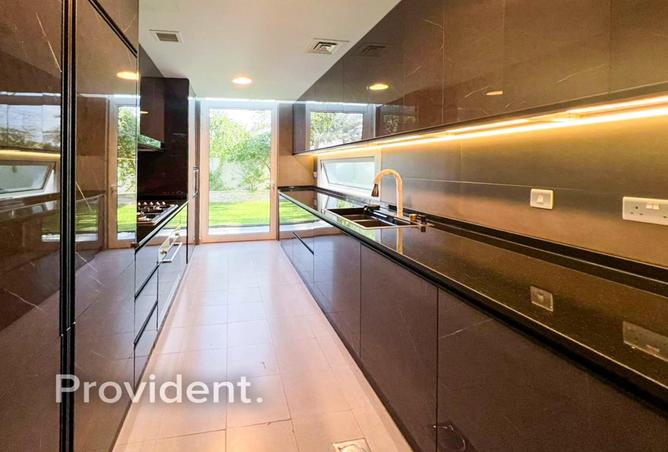 79834063 - Property Image 3