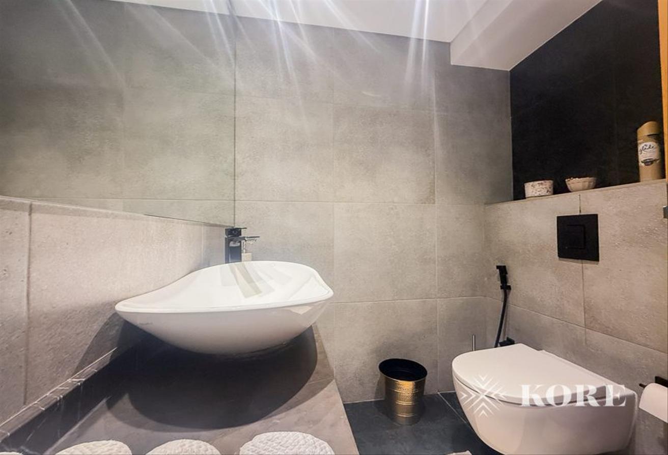 Modern Large Layout | Upgraded | Sky Room photo 14