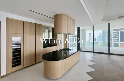 Apartment - 4 Bedrooms - 6 Bathrooms for sale in Jumeirah Living Business Bay - Business Bay - Dubai