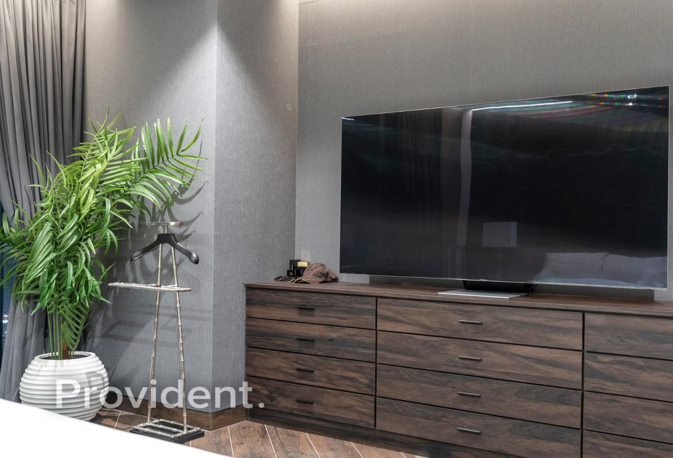 Luxury Furnishing | Duplex | Burj View photo 20