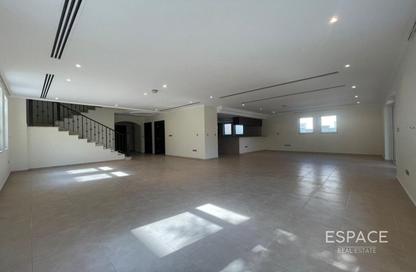 Villa - 5 Bedrooms - 5 Bathrooms for rent in Regional Large - Regional - Jumeirah Park - Dubai