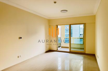 Apartment - 1 - 2 for rent in Manchester Tower - Dubai Marina - Dubai