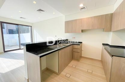 Townhouse - 3 - 3 for rent in Greenwoods - Damac Hills - Dubai