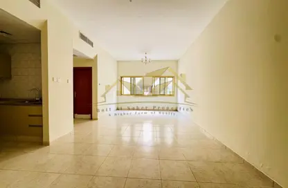 Apartment - Studio - 1 Bathroom for rent in Al Raffa - Bur Dubai - Dubai