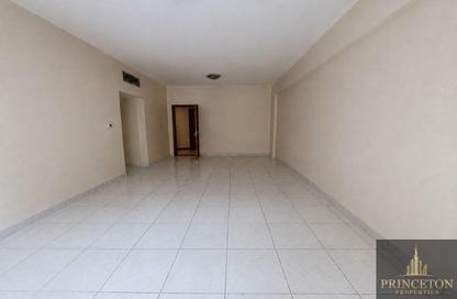Apartment - 1 Bedroom - 1 Bathroom for rent in Golden Sands 2 - Al Mankhool - Bur Dubai - Dubai