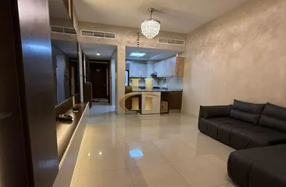 شقة - غرفة نوم - 2 حمامات للبيع في مجمع روكسانا السكني - سي - روكسانا ريزيدنس - الضاحية 12 - قرية جميرا الدائرية - دبي