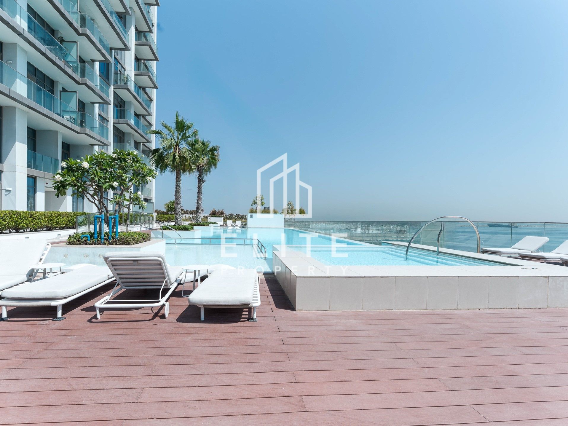 Luxury Waterfront 1BR | With direct Pool Access