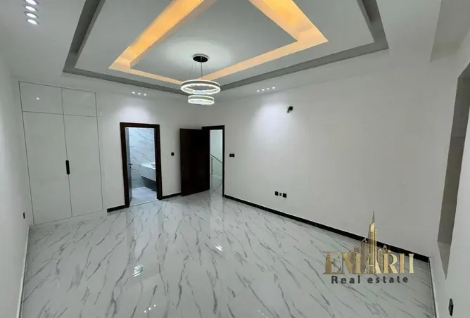 148618983 - Property Image 3